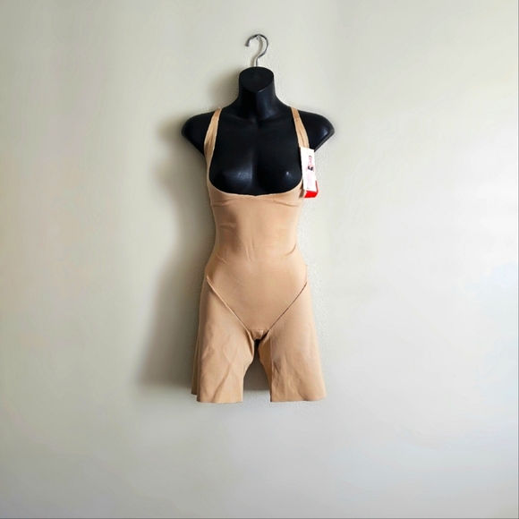 NWT STRM LINE Shape Wear your Own Bra Bodysuit Sz L - Picture 3 of 3